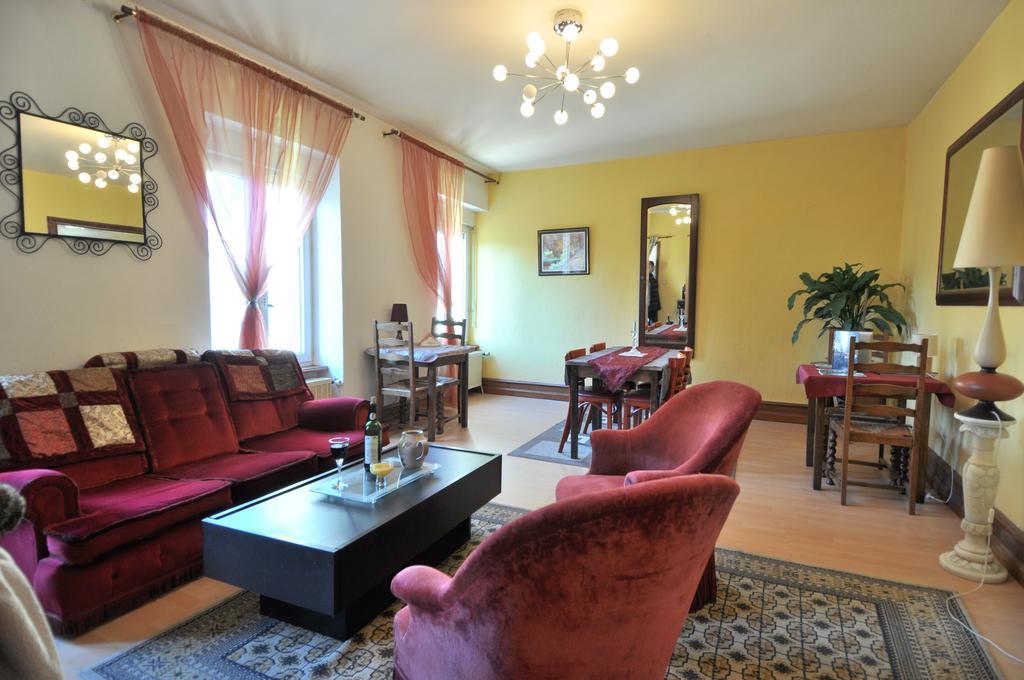 Yec'Hed Mat Bed & Breakfast Saint-Nicolas-du-Pélem Exterior foto