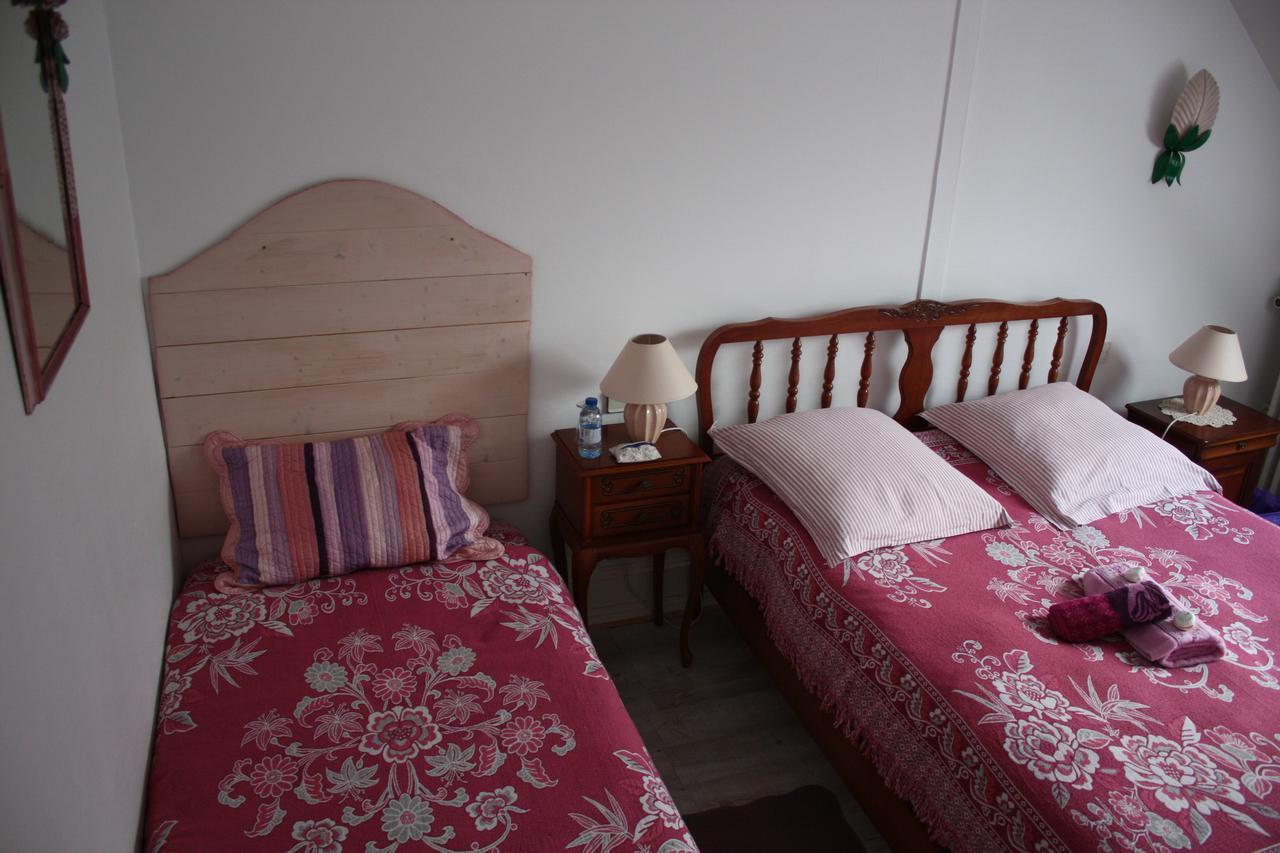 Yec'Hed Mat Bed & Breakfast Saint-Nicolas-du-Pélem Exterior foto