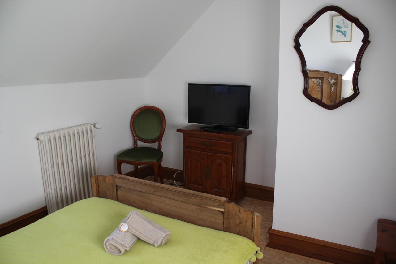 Yec'Hed Mat Bed & Breakfast Saint-Nicolas-du-Pélem Exterior foto
